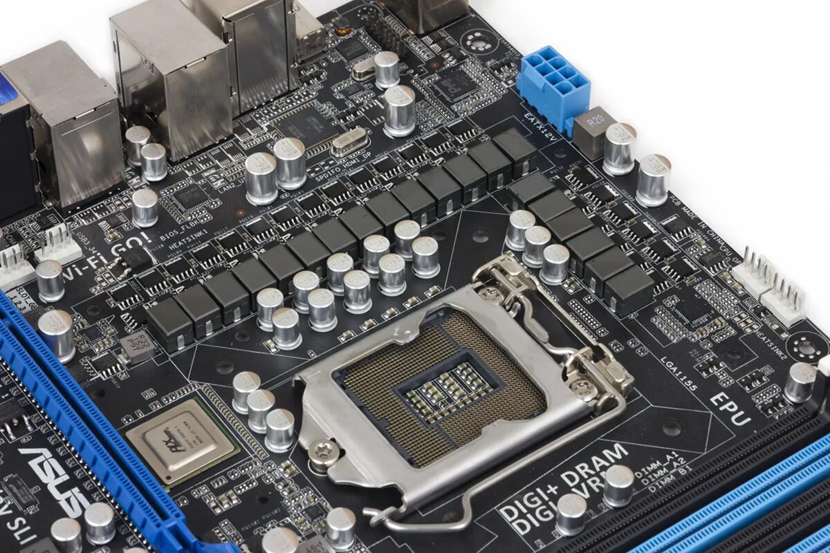 ASUS p8z77-v Premium. ASUS LGA 1156 P 77. ASUS p8z77-v разъемы. P8z77-m материнская плата. Монитор питания процессора