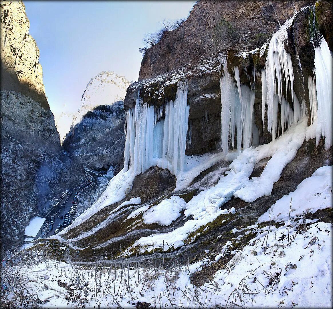 Азау кабардино. Приэльбрусье Чегемские водопады. Эльтюбю Чегемские водопады. Верхняя Балкария Чегемские водопады. Чегемское ущелье Кабардино Балкария.