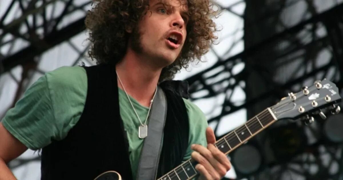 Andrew stockdale. Группа wolfmother. Группа wolfmother. Wolfmother обложка. Wolfmother joker.