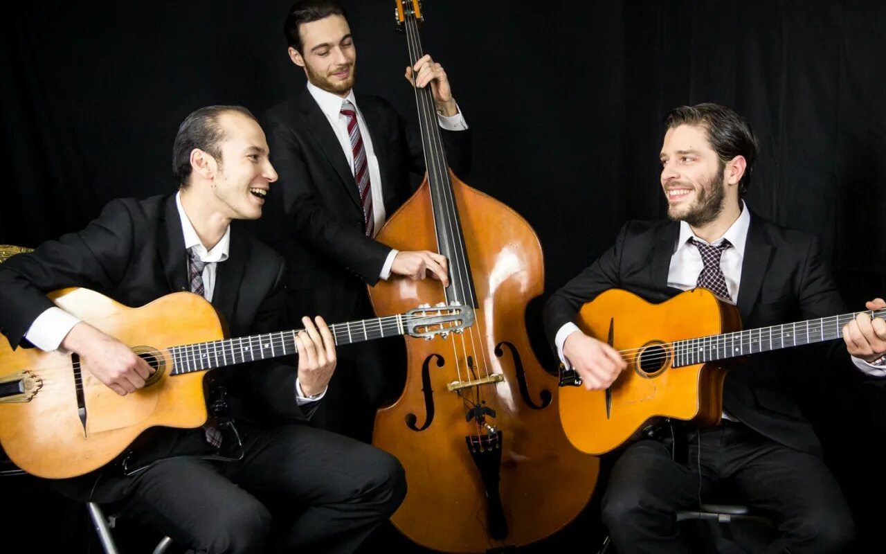 Мануш. Jazz manouche. группа джанго джаз. мануш гитара.