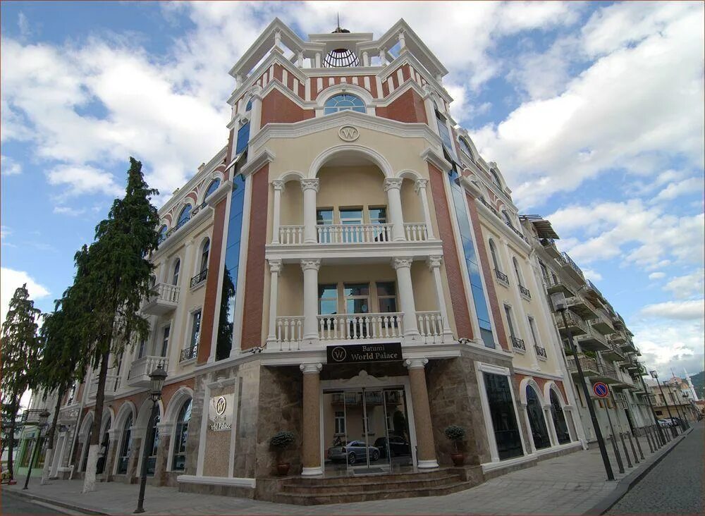 Батуми отель фото. Adjara palace батуми. Best western premier батуми. Литц резорт батуми. Барцхана в батуми.
