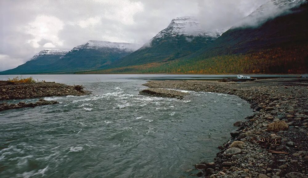 Базальтовое плато путорана. Тальниковый водопад путорана. Нералах. Базальт плато путорана. Путорана озеро лама.
