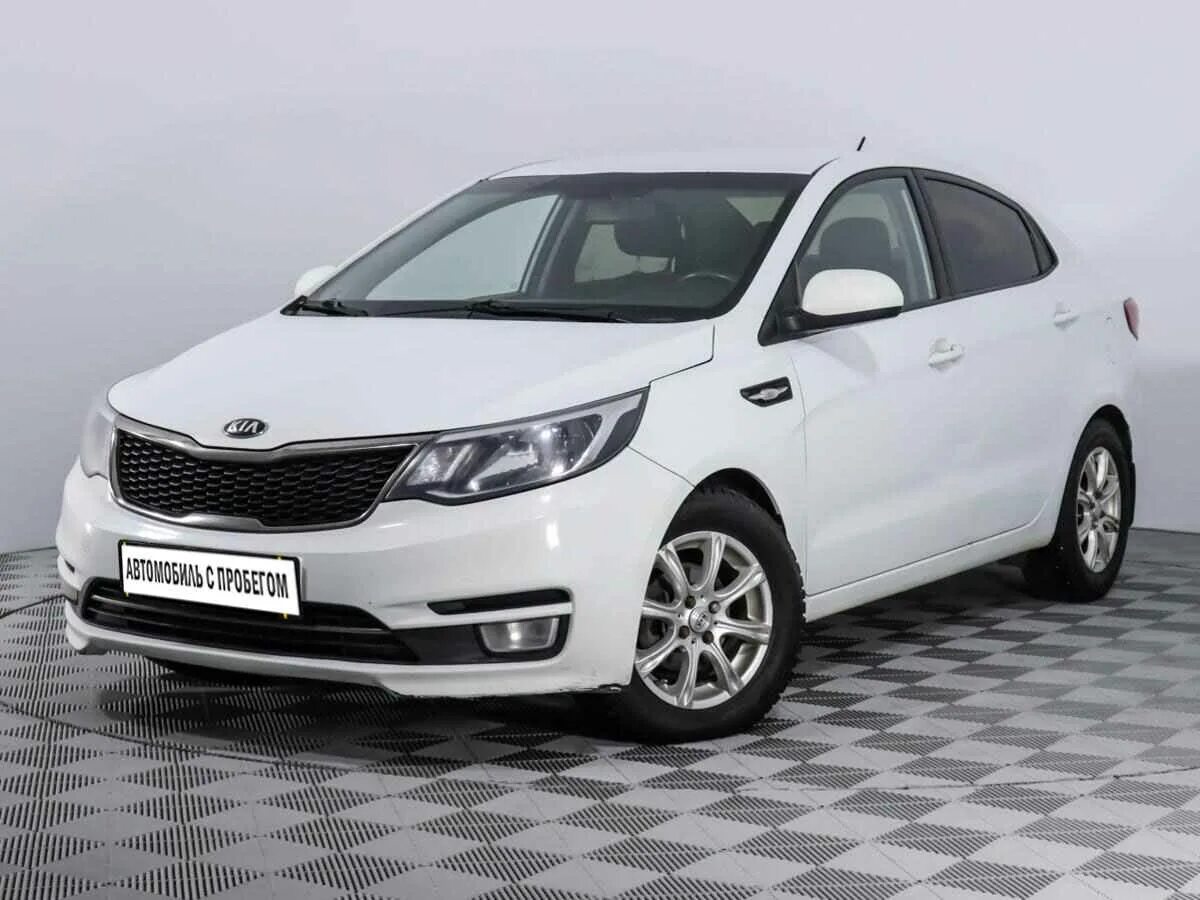 Kia Rio 2016 белая. Киа Рио 2016. Кия Рио 2016 белая. Киа Рио Рестайлинг 2016 белый. Купить киа рио белая