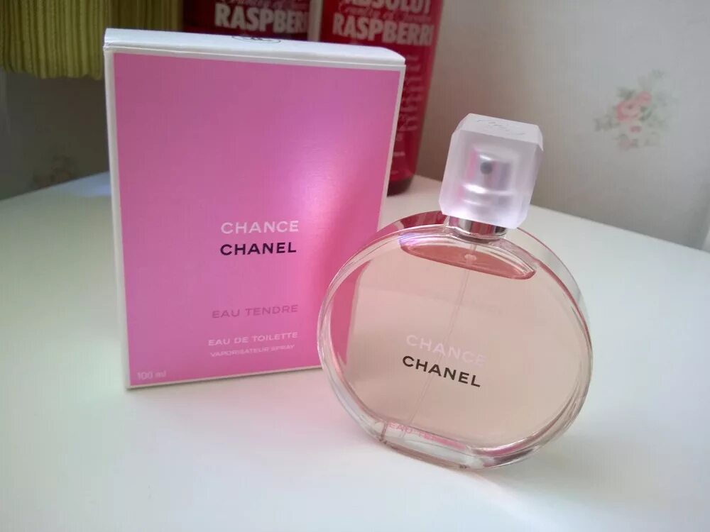 Шанель розовые цена. Парфюм Chanel chance (Шанель шанс). Парфюм Chanel chance Eau tendre. Chance Eau tendre Chanel (Pink). Духи Chanel chance розовые.