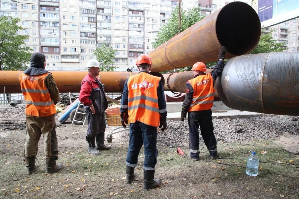 Теплосеть Санкт-Петербурга. Реконструкция теплотрассы в Петербурге. Реконструкция тепловых сетей. Ремонт теплосетей.