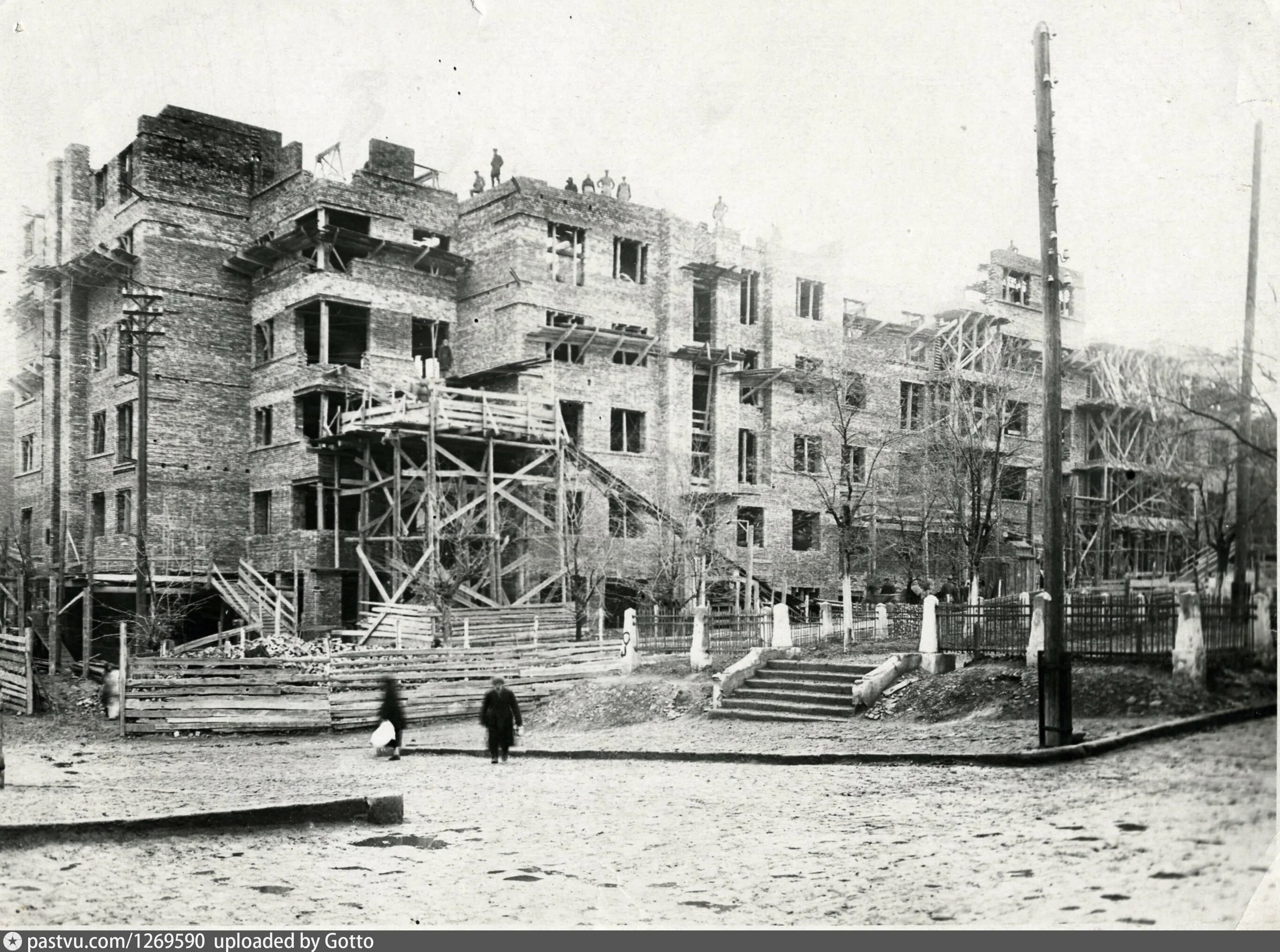 Стройка 1930. Стройки зданий в 1930. Постройки 1930 годов. Стройки 1930 годов Кострома.