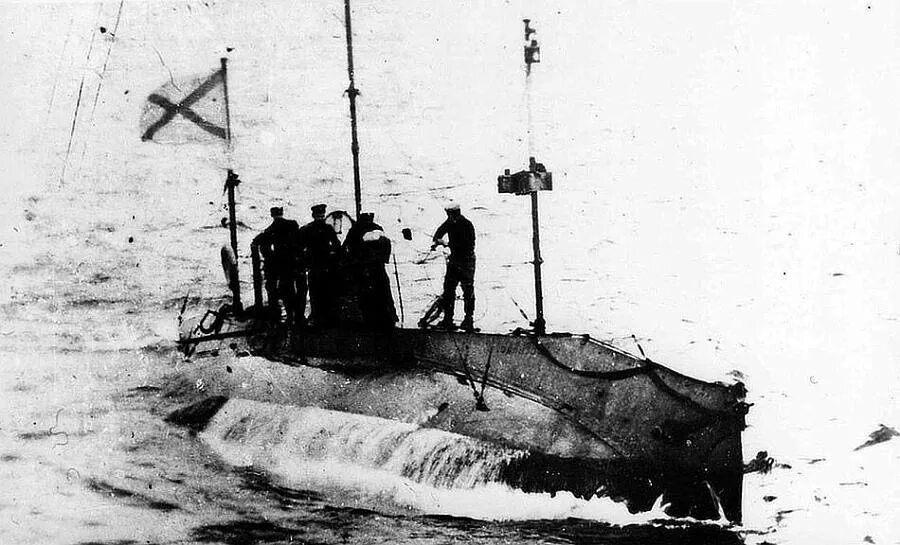 Сс море. Подводная лодка сом 1904. Подводная лодка Белуга 1904. Подводная лодка сом 1916. Подводная лодка сом 1905 год.