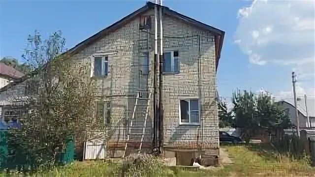 Светлополянская 3 пенза. Светлополянская 44 пенза. Пенза санаторий солнышко заброшка. Светлополянская 44 пенза. Двухэтажные кирпичные дома на улицах российских городов.