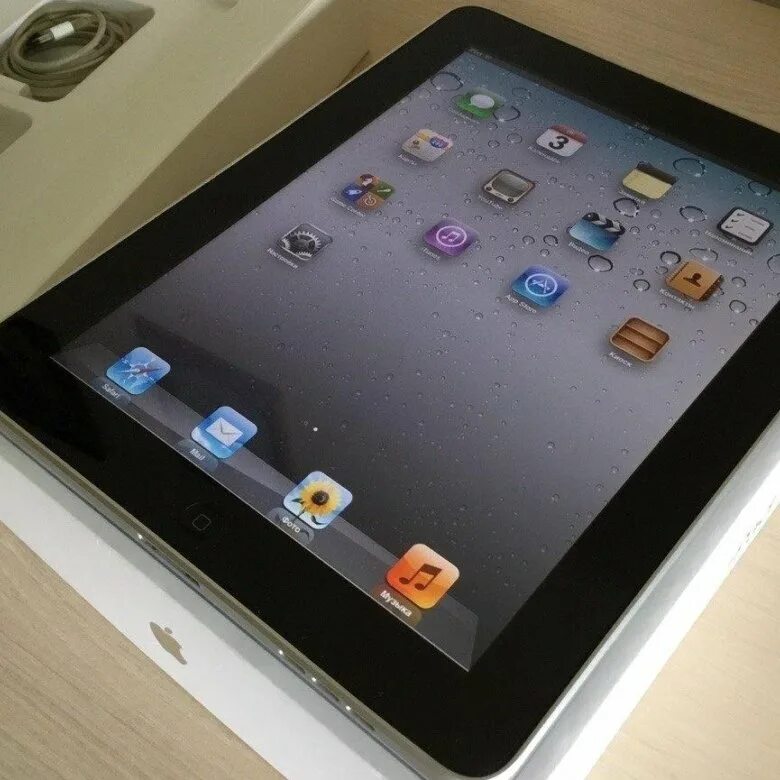 Apple IPAD 1. Планшет эпл айпад 1. IPAD 1 16gb. IPAD 1 2010.