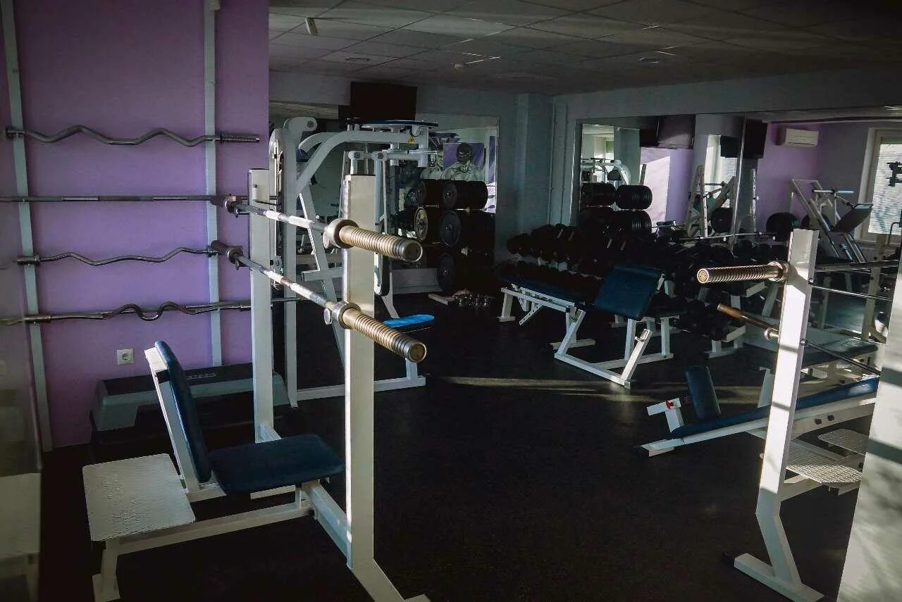 Re gym. Ватутина 4 владивосток. тренажерный зал усть-кут. спортзал regym. тренажерный зал владивосток.