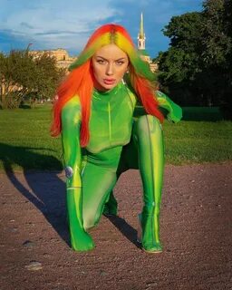 Ела нова