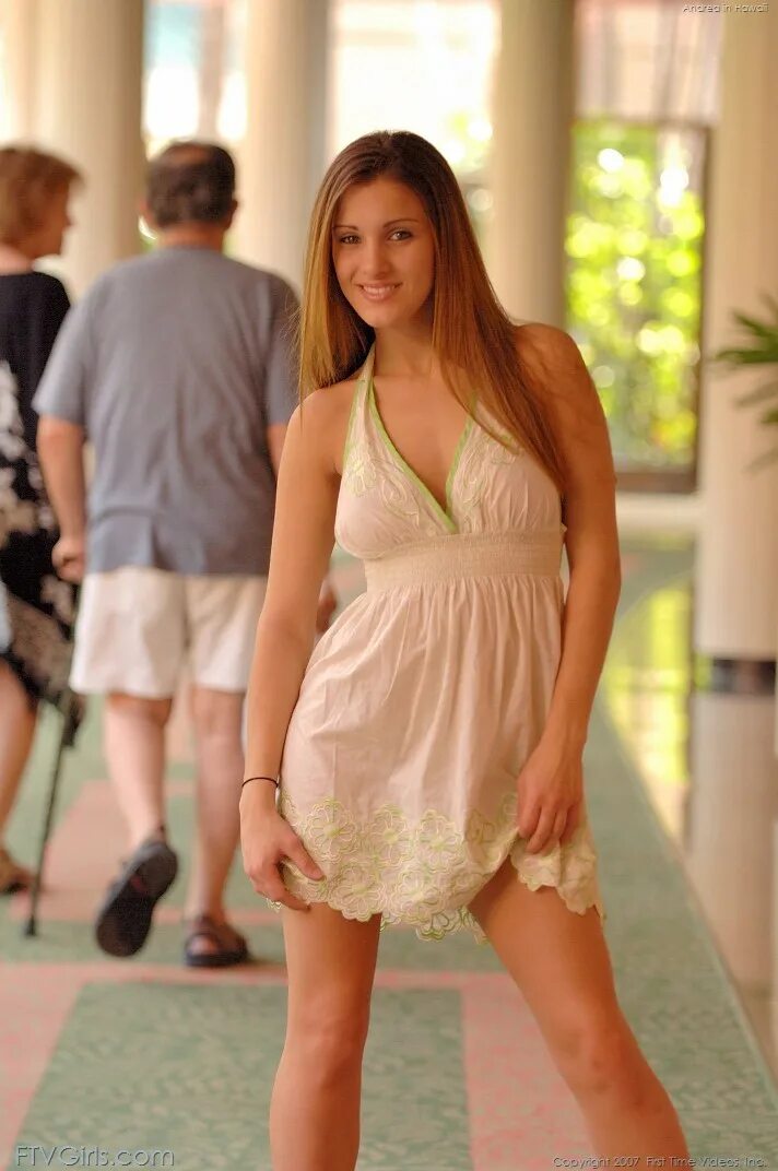 Ftv model. Ftv модель fiona. fiona ftv в платье.