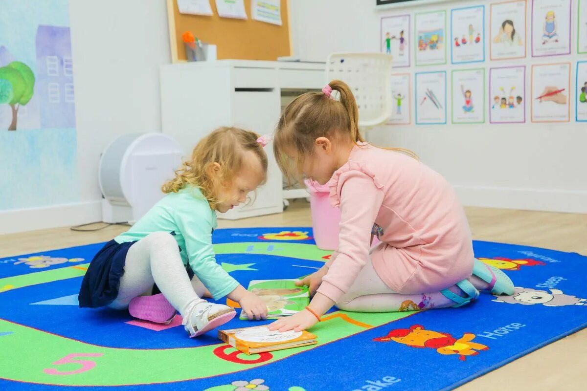 Discovery детский english preschool. Детский сад english preschool discovery. Дискавери детский сад. Discovery детский сад. Сад discovery.
