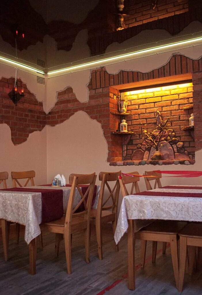 интерьер ресторана. шашлык сити спб дыбенко. рестораны на дыбенко. каледония кафе в самаре. бахрома ресторан кудрово.