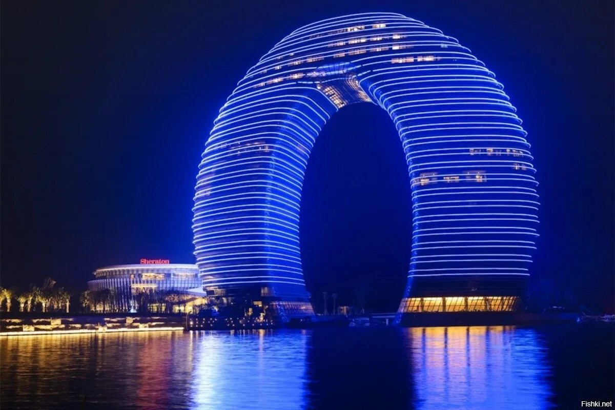 Библиотека гейзеля (калифорнийский университет, сша). Выставочный центр «лотос» в городе чанчжоу (китай). Небоскреб «aldar hq” в абу даби. Здание-корзина (the basket building), огайо, сша. Здание-лотос в чанчжоу, китай.