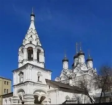 Храм знамения на петровке. Храм знамения колобовский переулок. Храм на петровке 38. Знаменская церковь москва петровка. Храм за петровскими воротами знамения петровскими.