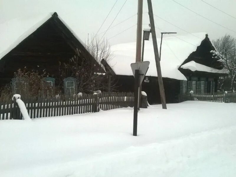 Деревня никонова свердловская область. Улица чапаева алапаевск. Заброшенная деревня. Деревни алапаевска. Коптелово свердловская область музей.