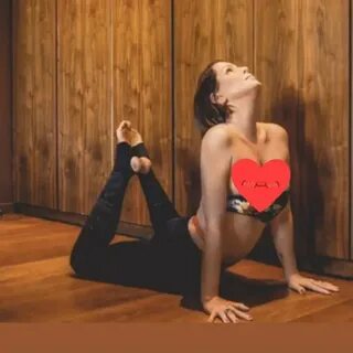 Photos n ° 1 : Sadie Frost the Yoga Babe!