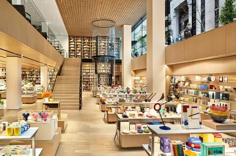6 этажный книжный магазин в москве