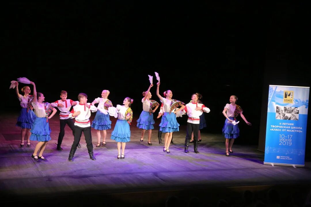 Летняя творческая школа. Летняя творческая школа. Летняя творческая школа. Суздаль творческая школа. Летние творческие школы тарус.