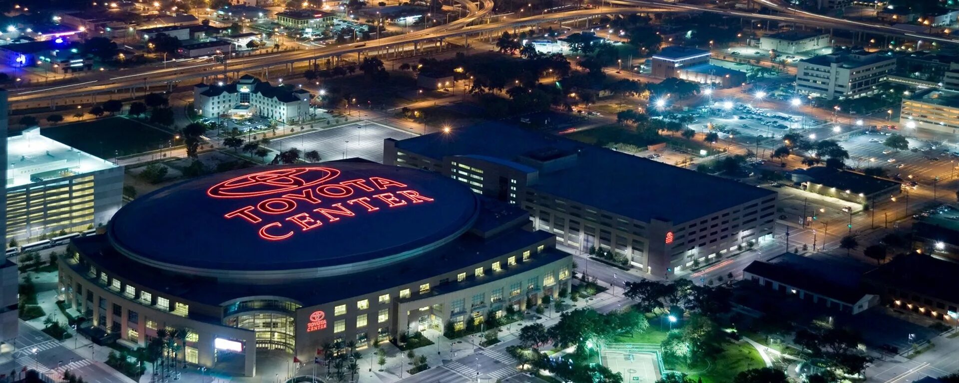 H town. Toyota Center Houston. Тойота-центр Хьюстон. Toyota Center, Houston TX. Toyota Center Houston Arena.