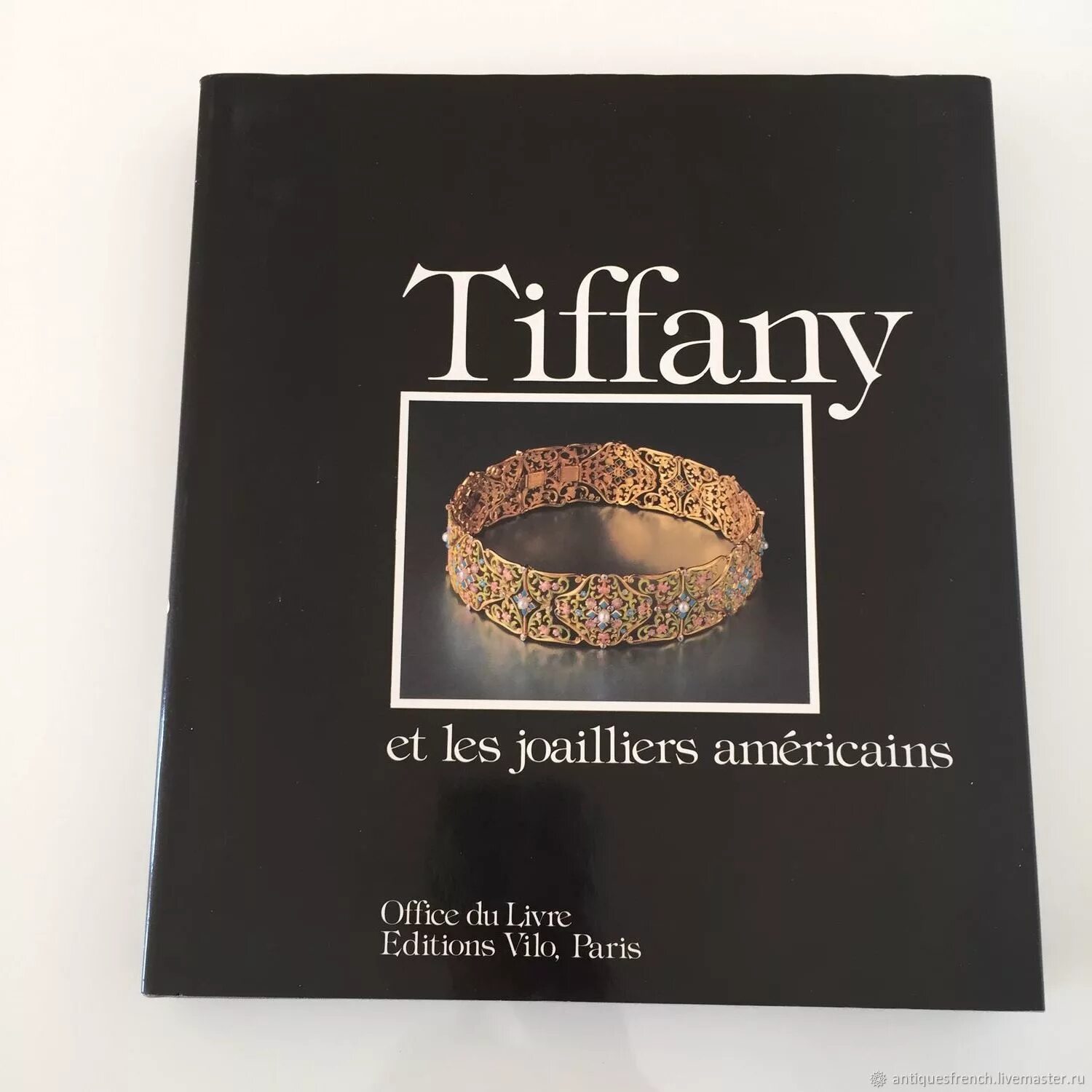 Tiffany книга. Тиффани книга. Книга Tiffany купить. Книга Тиффани по этикету. Читать тиффани