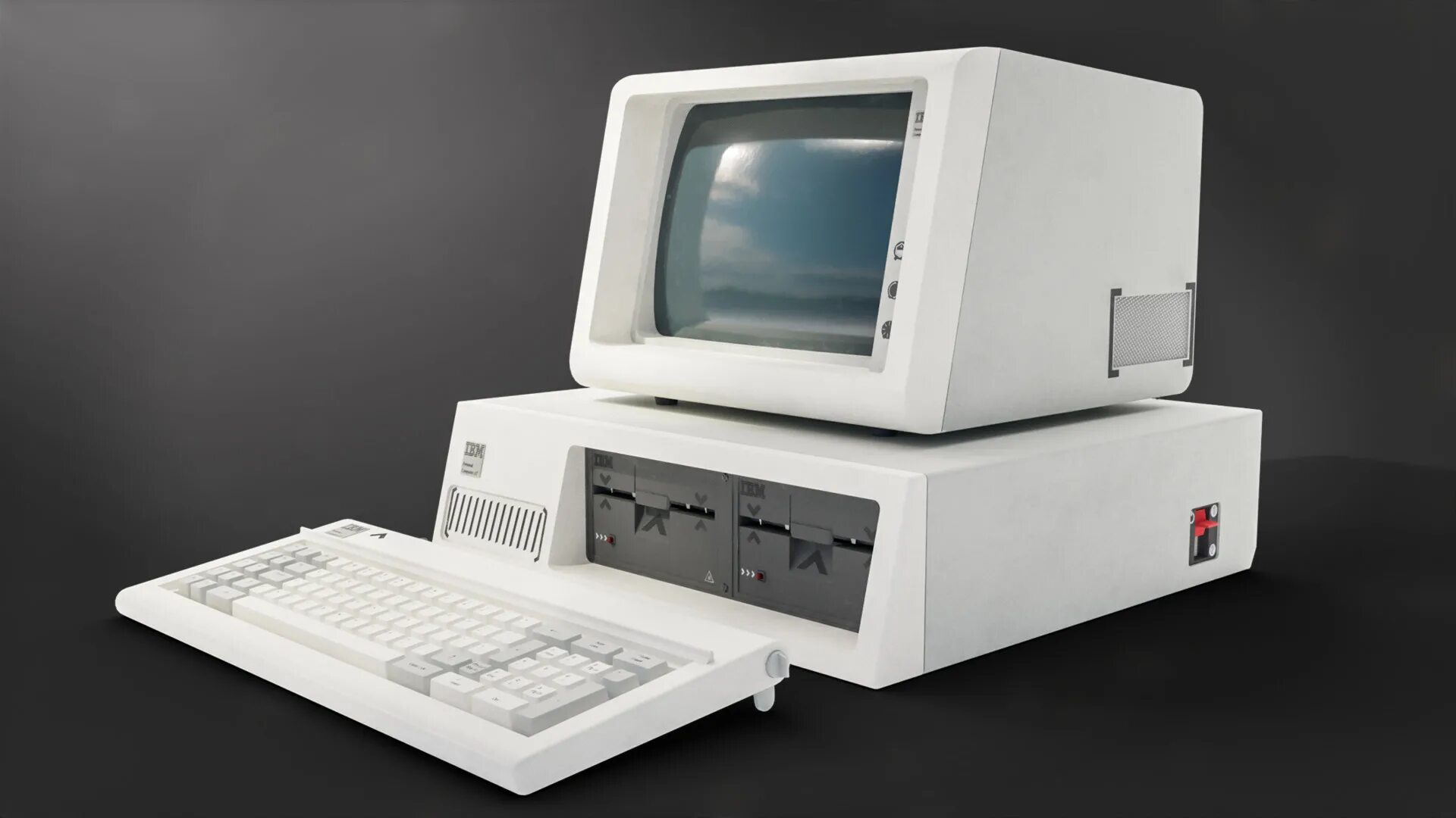 Айбиэм. Компьютер IBM 5150. Первый персональный IBM PC (модель IBM 5150). Модель IBM PC 5150.. 1981 IBM 5150.