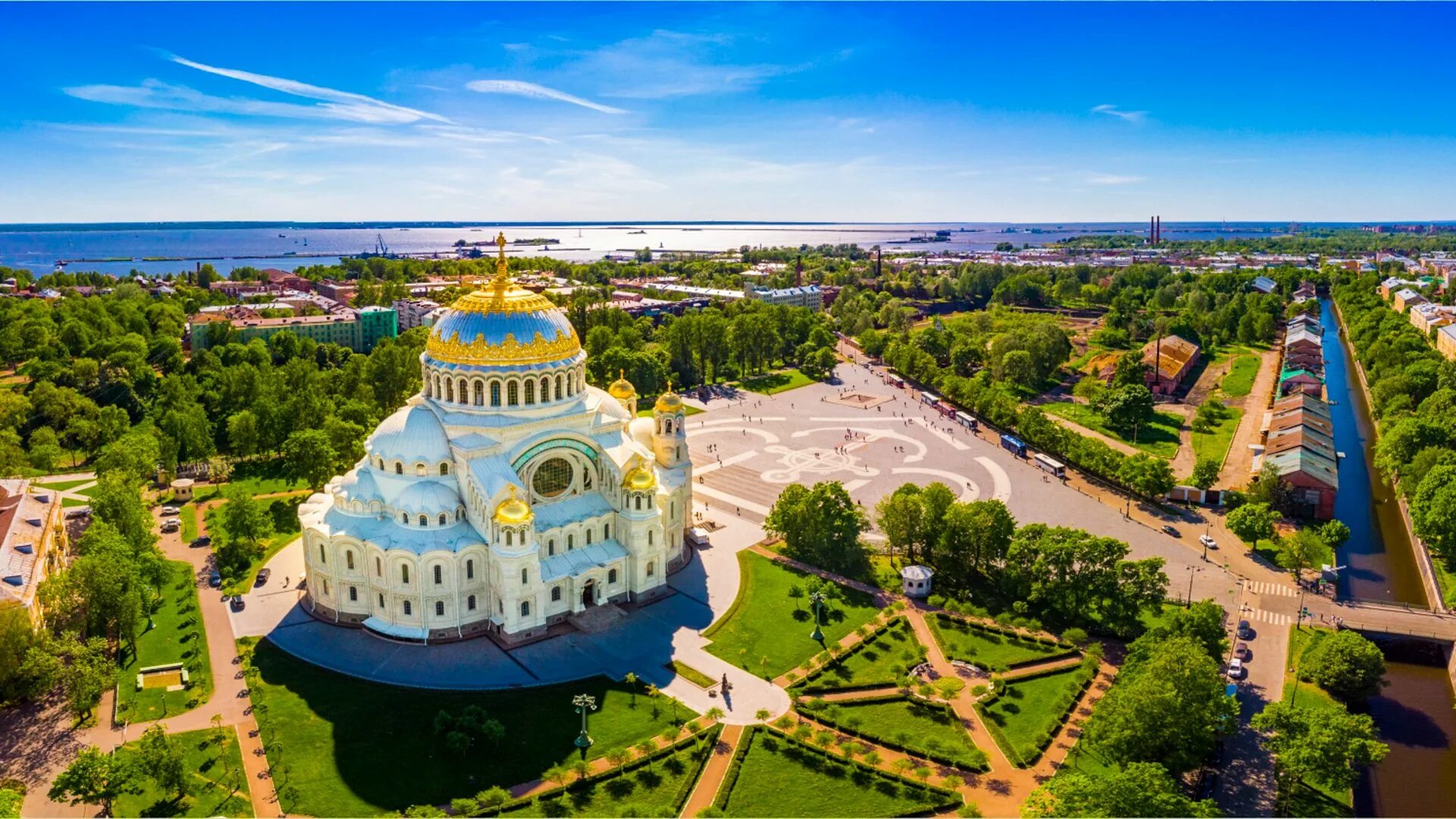 Кронштадт достопримечательности. Кронштадт работает сегодня. Морской никольский собор в кронштадте ночью. Кронштадт. Басейка кронштадт.