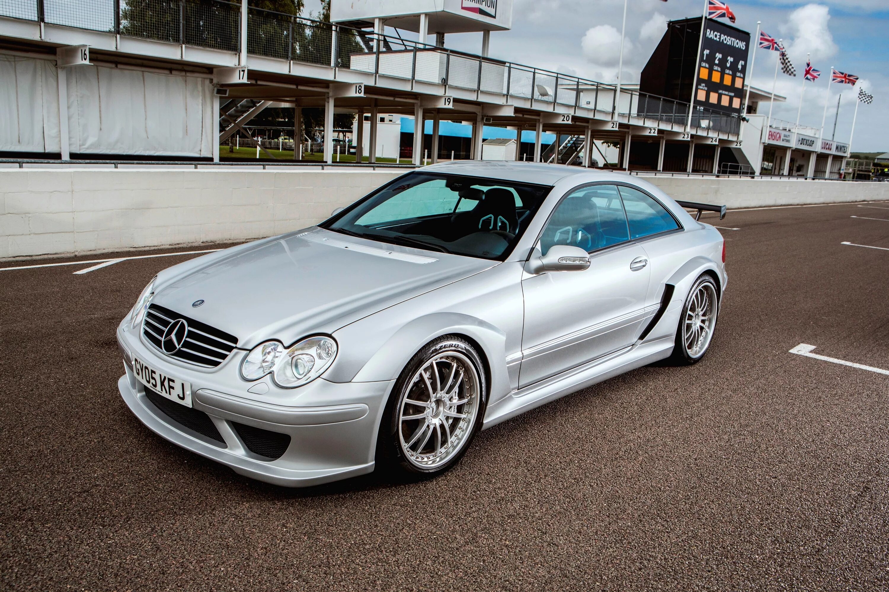 Clk. Mercedes-benz w209. mercedes-benz clk dtm amg w209. мерседес clk 209 amg. mercedes benz clk 2004.