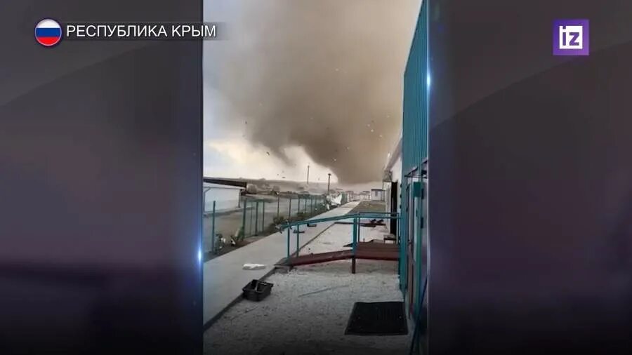 аксенов на лодке в керчи. наводнение в крыму 2021 бахчисарайский район. крым стихия сейчас. катаклизмы в крыму. село борисово в крыму.