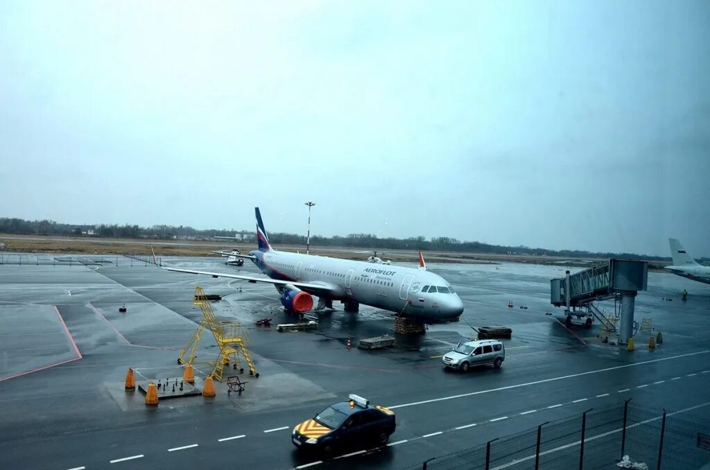 Впп аэропорт храброво. Калининградский аэропорт храброво. Храброво аэропорт 4к. Международный аэропорт калининград (храброво). Аэропорт домодедово 2022.