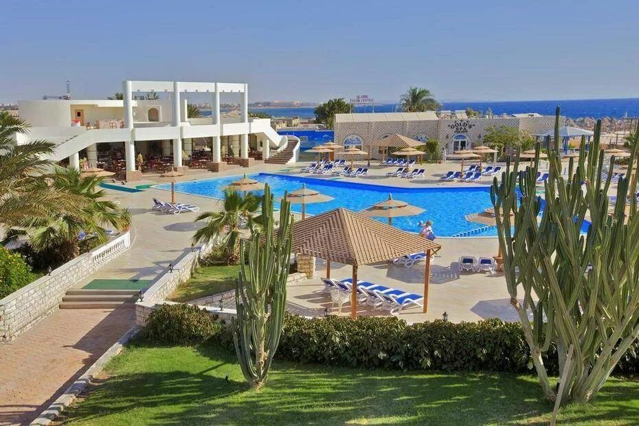 Aladdin beach hurghada 4