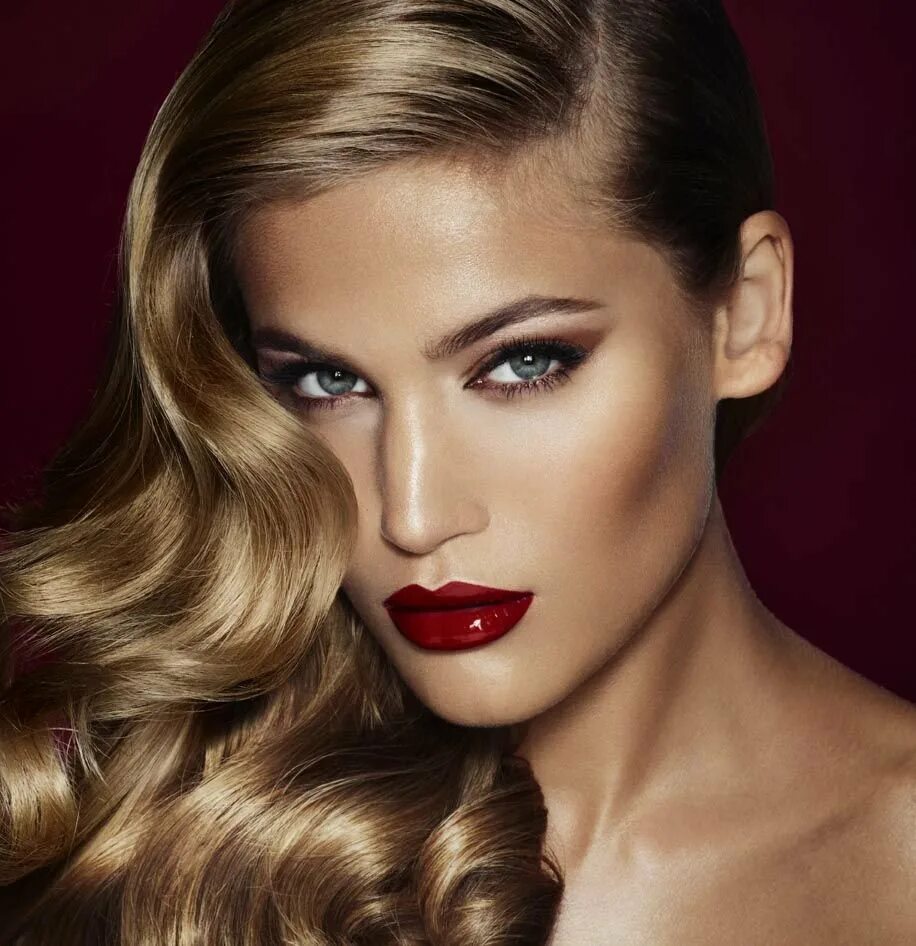 Eng model. Келли брук фото. Одежда мужская молодежная. Английские модели. Eng model.