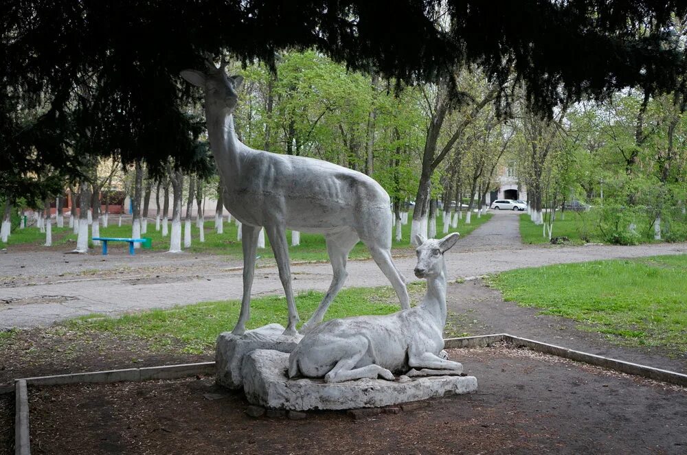 Парк куйбышева. Парк Куйбышева Балашов. Парк имени Куйбышева Балашов фонтан. Город Балашов фонтан. Центральная аллея Балашов.