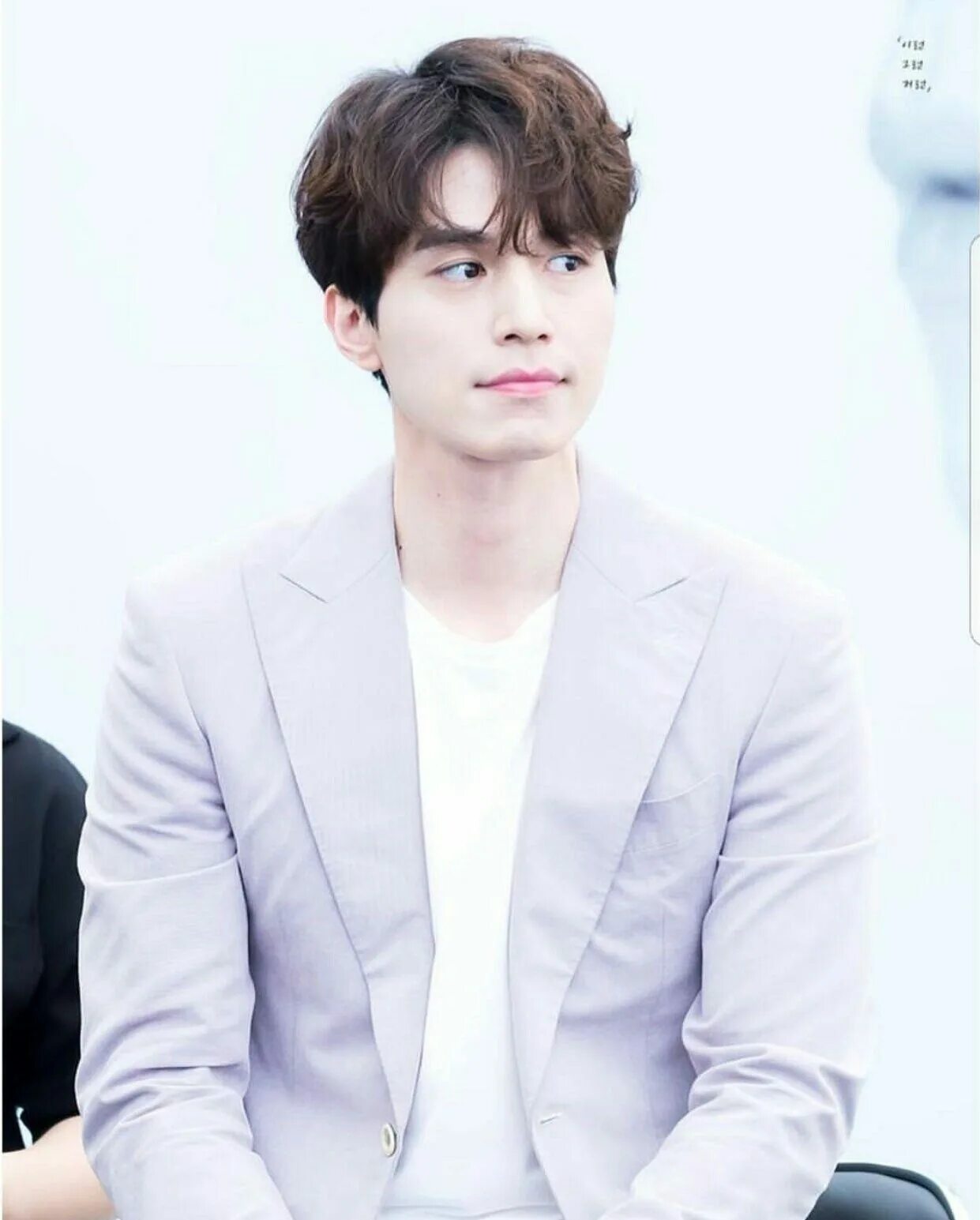 Lee dong Wook. Ли Дон УК (Lee dong Wook). Lee dong Wook 2016. Ли Дон УК анфас.