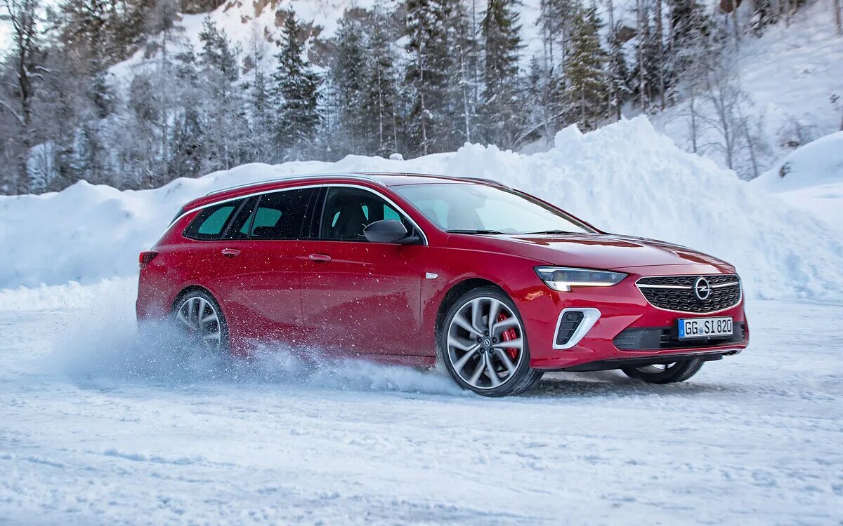 Инсигния универсал 2025. Opel insignia 2025. opel insignia 2017. опель инсигния 2025. opel insignia gsi.