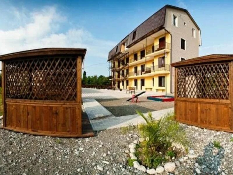 Цандрипш гостевой дом бриз. Гостевой дом бриз (пос. Цандрипш абхазия бриз гостевой. Гостевой дом бриз абхазия сандбриж. Гостевой дом бриз абхазия цандрипш.