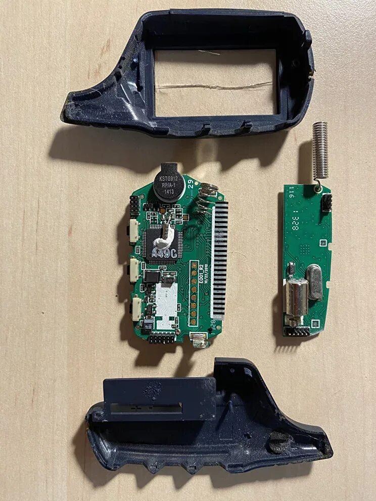 Ремонт автосигнализации телефоны. Плата брелка STARLINE a61. Плата брелка старлайн а61. Плата к пульту сигнализации старлайн. Плата сигнализации старлайн а92.