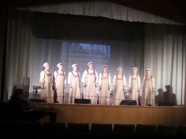 Коркина концерт. Юмористический дуэт коркина и остроухов. Дворец культуры коркино. Дворец культуры коркино. Коркина концерт.