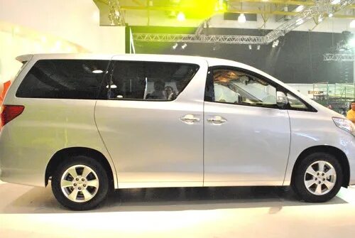 Toyota vellfire 2023. Тойота альпина. Тойота альфард 2013. Тойота альпина. Toyota alphard 3 поколение.