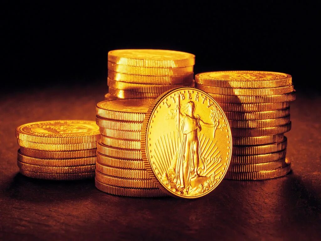 Золотые монеты. Монета Золотая. Стопка монет. Стопка золотых монет. Деньги золотые монеты.