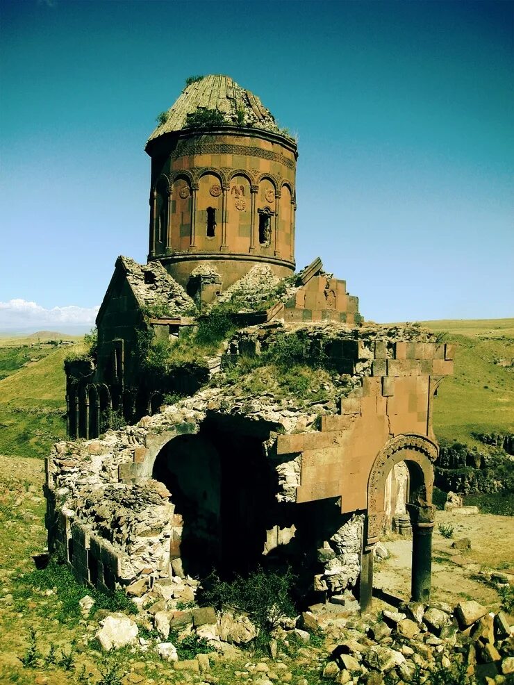 Армянская старинная. Ани Турция армянские церкви. Город Ани древний армянский город. Древнеармянской столицы Ани. Ани столица древней Армении.