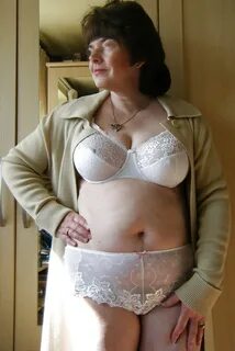 Slideshow mature wife in bra and panties sex clips.