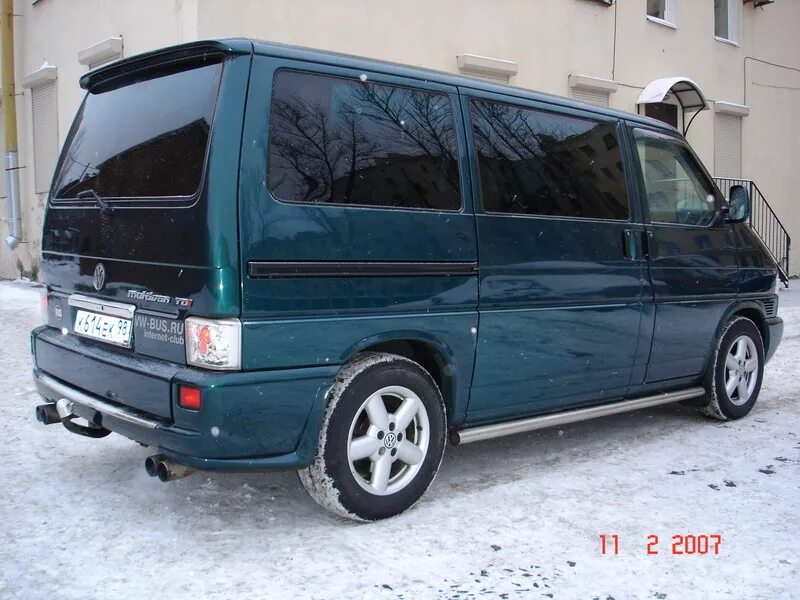 Купить т4 бу в россии. VW t4 Multivan 1992. Фольксваген т4 черный. Volkswagen Transporter t4 черный. Фольксваген т4 серый.