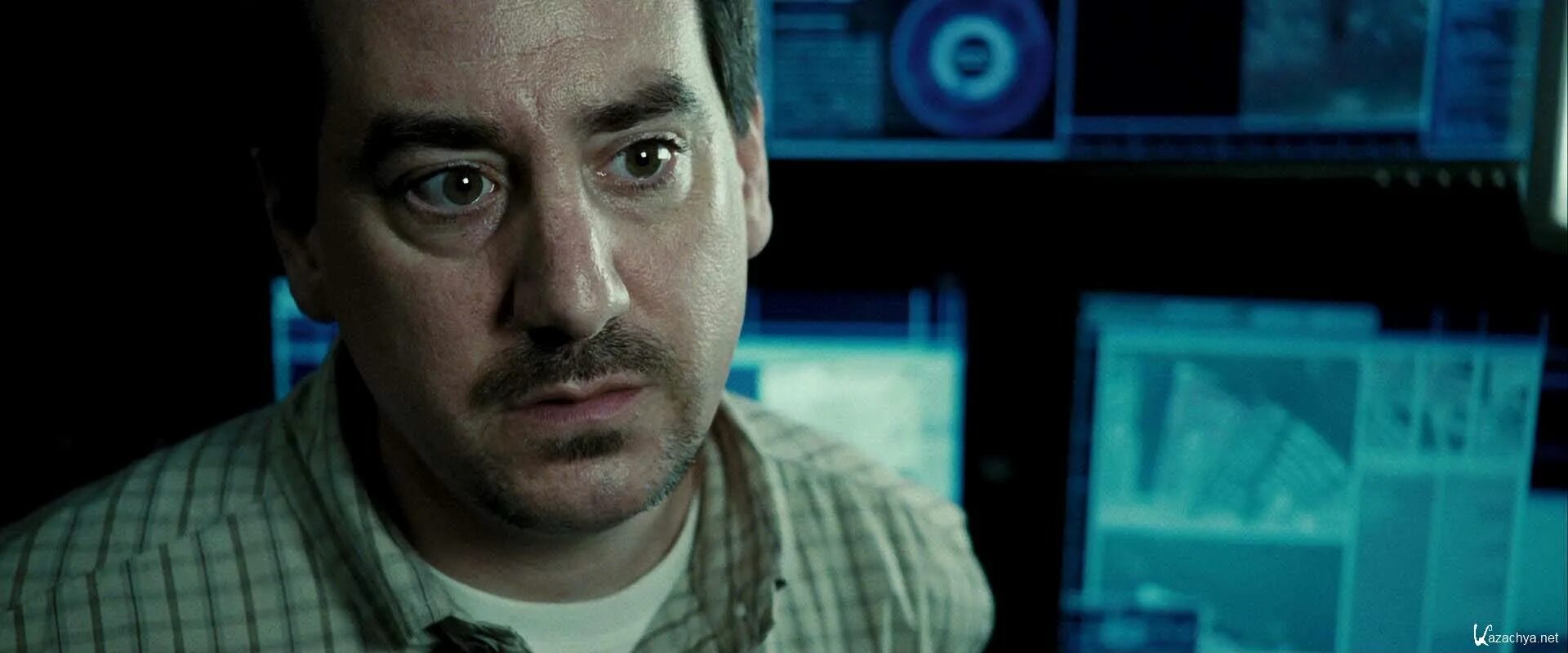 Хакер из крепкий орешек 4. Крепкий орешек 4. Крепкий орешек 4 1080. Кевин смит крепкий орешек 4. Мэгги кью крепкий орешек 4.