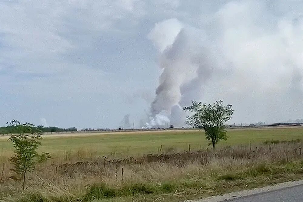 Взорви село. Обломки дома. Деревня кремлевка каменск-уральский. Взорви село. Пос.