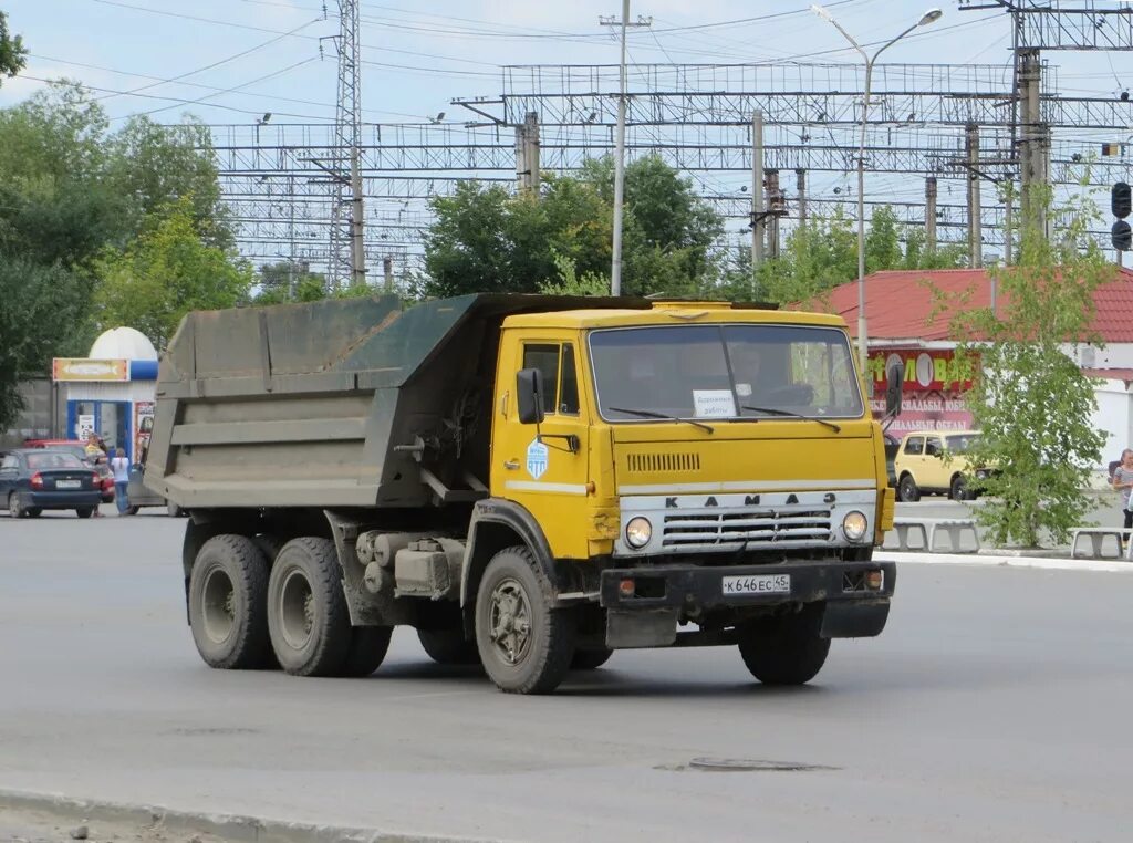 грузовой самосвал камаз 5511. камаз 5511 топливо.