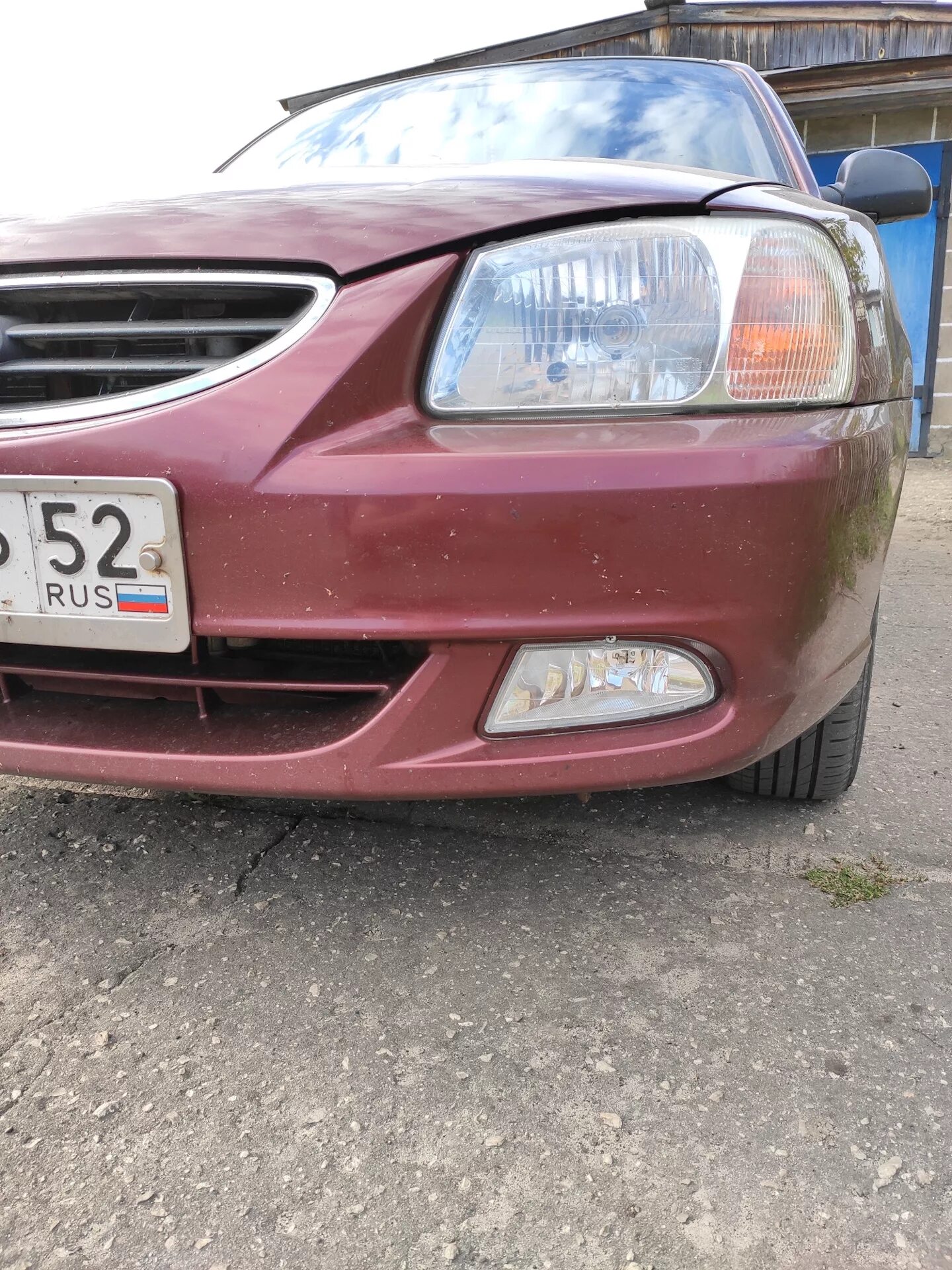 Противотуманные фары accent. Противотуманки Hyundai Accent. Противотуманки Хендай акцент 2008. Hyundai Accent 2008 год противотуманки. ПТФ Хендай акцент.