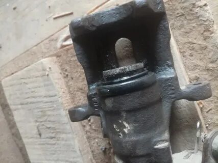 Разборка задних суппортов форд