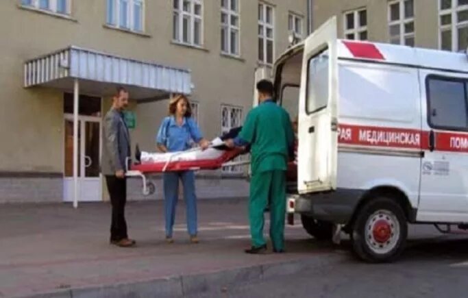 Доставили по скорой в больницу. Подстанция скорой медицинской помощи губкин. центр скорой медицинской помощи мечникова. больница аварийка. фото станций медицинской помощи.